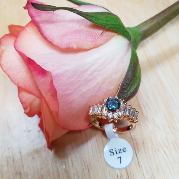 - Elegant Yellow gold litmus stone - Picture 2 of 8